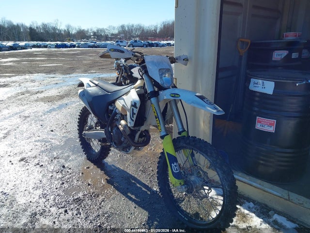 Salvage Husqvarna FC 350 Image