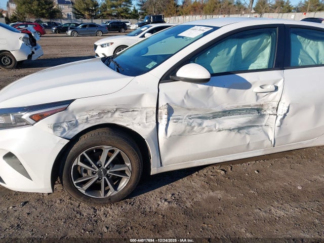 Kia Forte Lxs