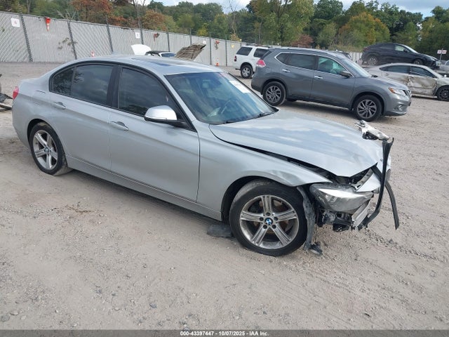 Salvage BMW 3 Series Image