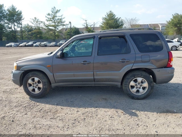Mazda Tribute