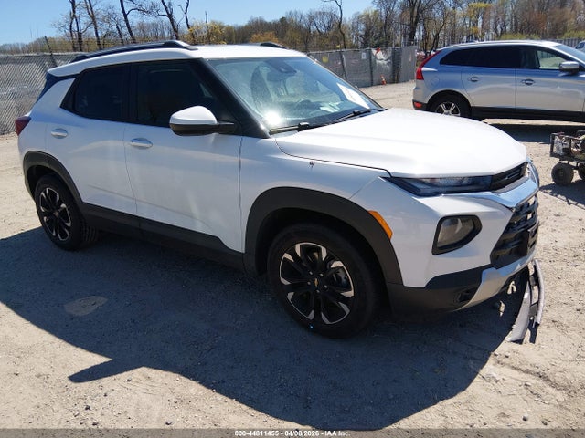 Salvage Chevrolet Trailblazer Image