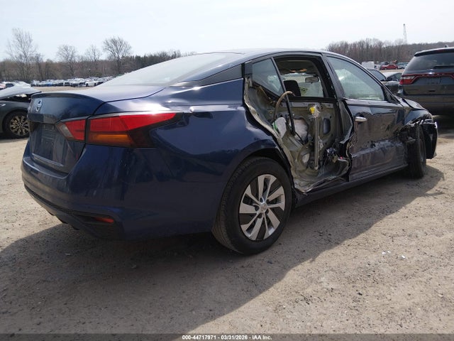 Nissan Altima S Fwd