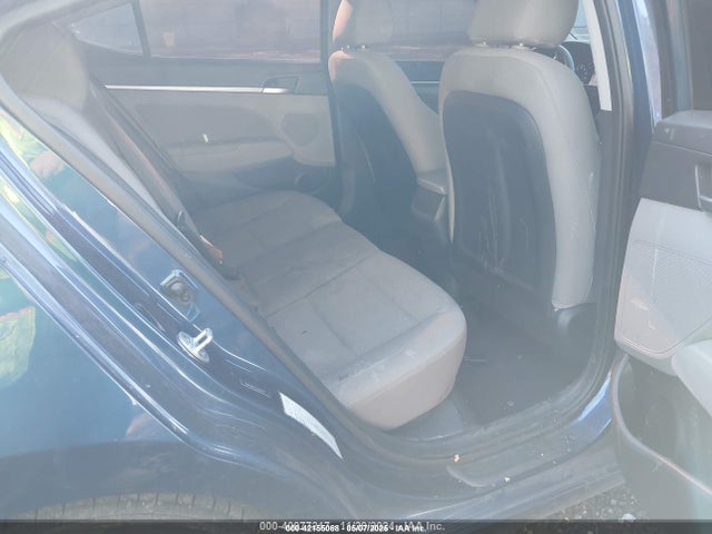 Hyundai ELANTRA Sel