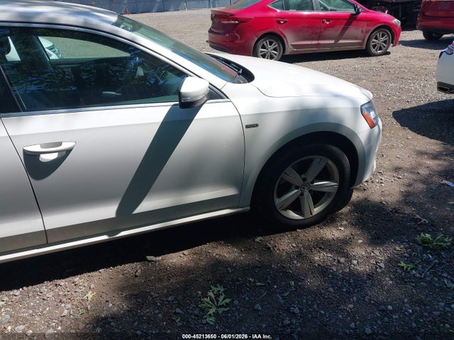 Volkswagen Passat 1.8t Limited Edition