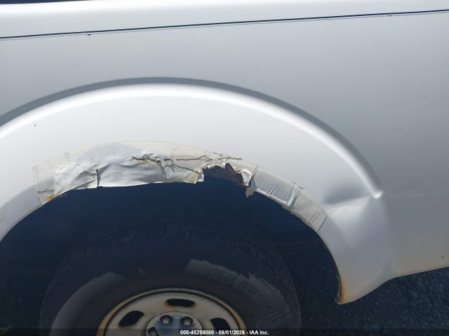 Nissan Frontier Xe