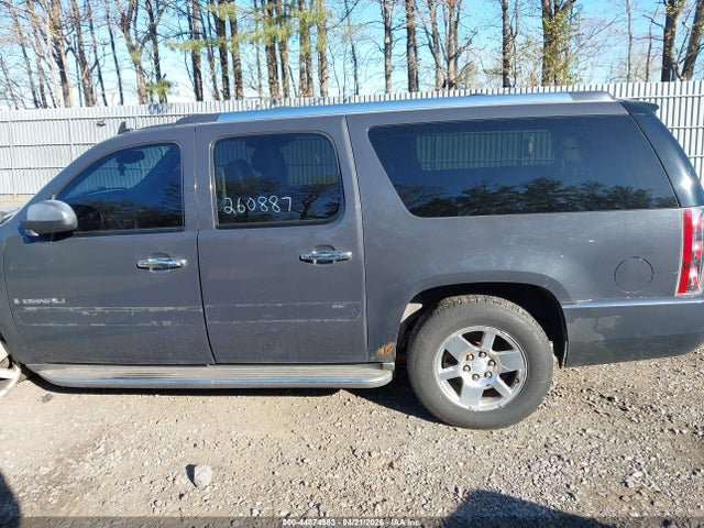 GMC Yukon Denali