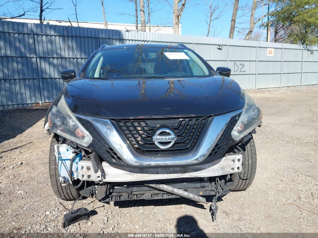 Nissan Murano Sv