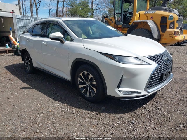 Salvage Lexus RX Image