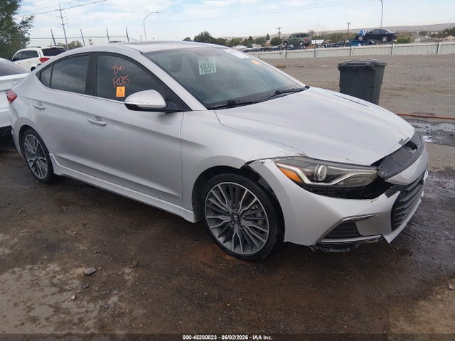 Salvage Hyundai ELANTRA Image