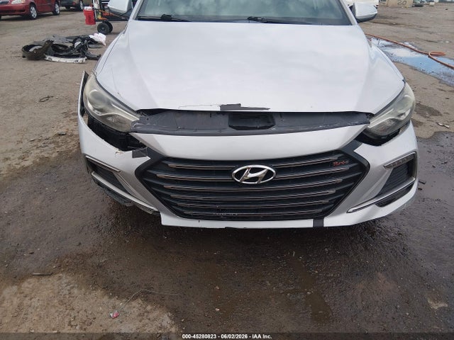 Hyundai ELANTRA Sport