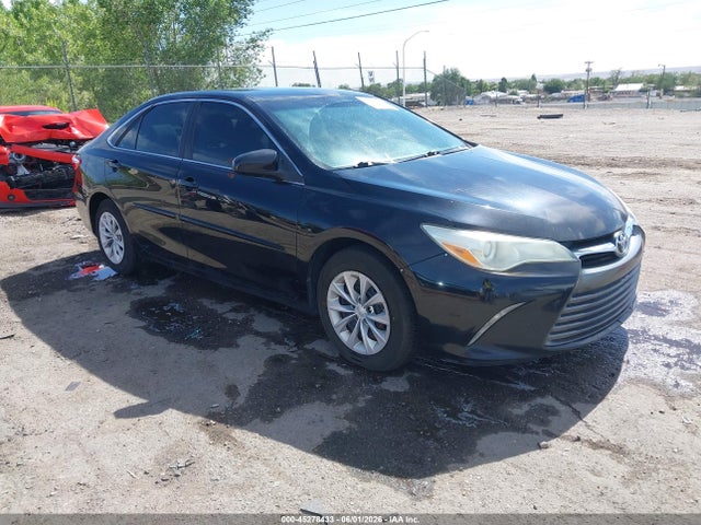 Salvage Toyota Camry Image