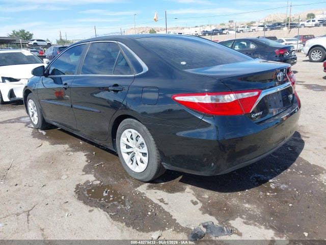 Toyota Camry Le
