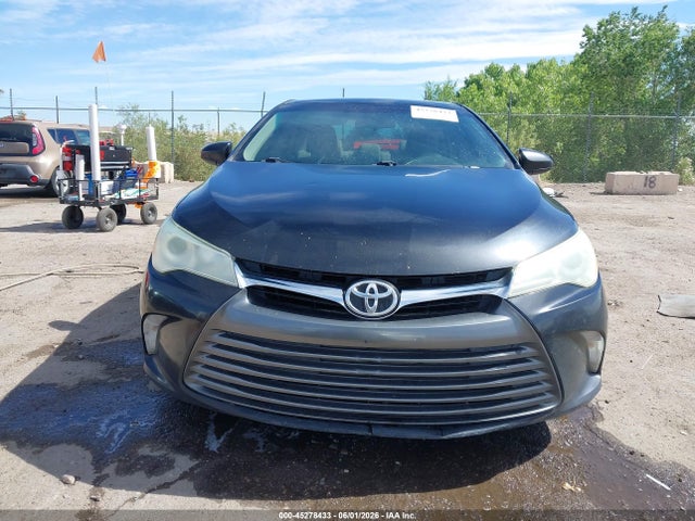 Toyota Camry Le