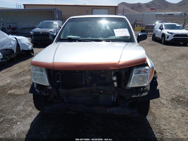 Nissan Frontier Xe