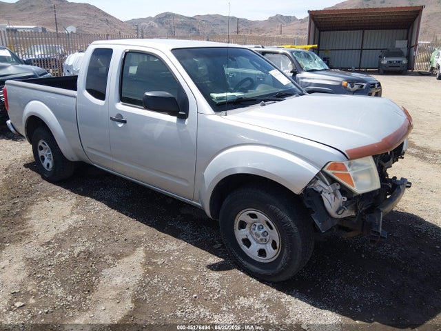 Salvage Nissan Frontier Image