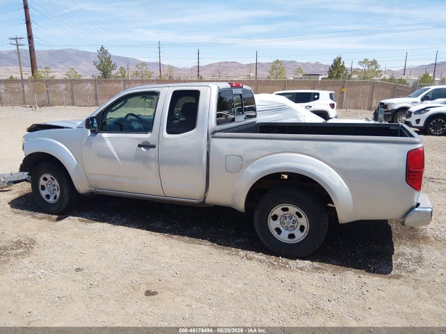 Nissan Frontier Xe