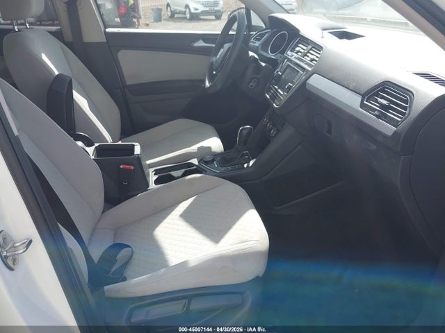 Volkswagen Tiguan 2.0t S