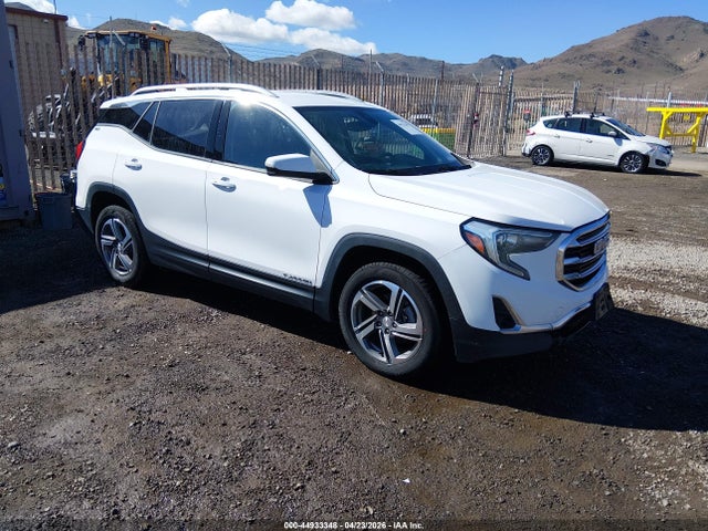 Salvage GMC Terrain Image