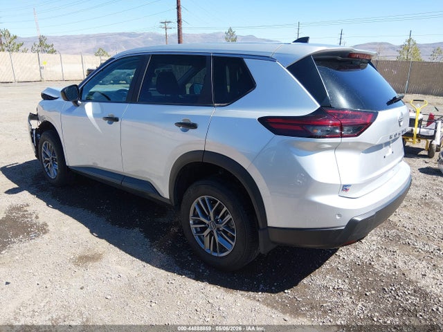 Nissan Rogue S Intelligent Awd