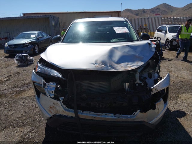 Nissan Rogue S Intelligent Awd