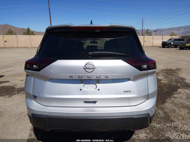Nissan Rogue S Intelligent Awd