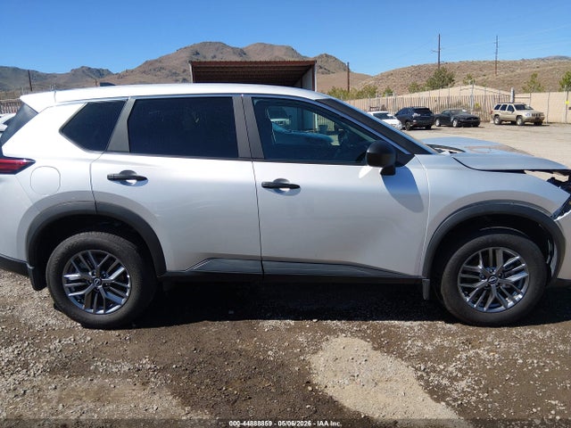 Nissan Rogue S Intelligent Awd