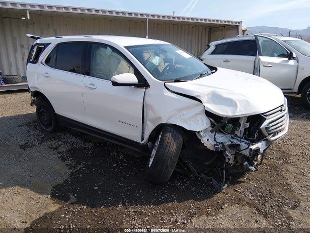 Salvage Chevrolet Equinox Image