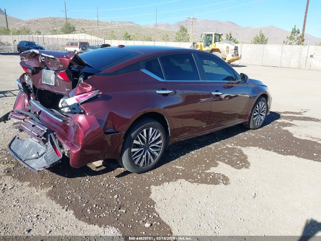 Nissan Altima Sv Intelligent Awd