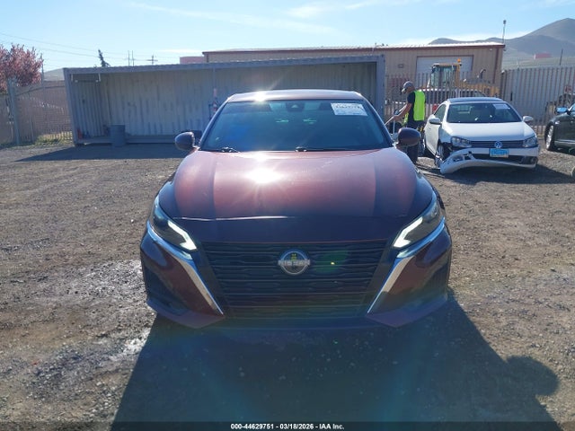Nissan Altima Sv Intelligent Awd