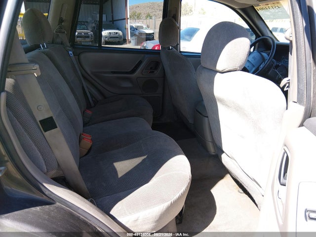 Jeep Grand Cherokee Laredo
