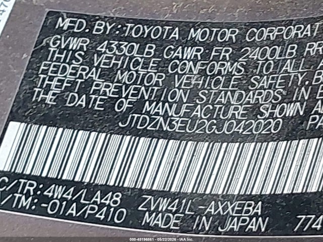 Toyota Prius v Five