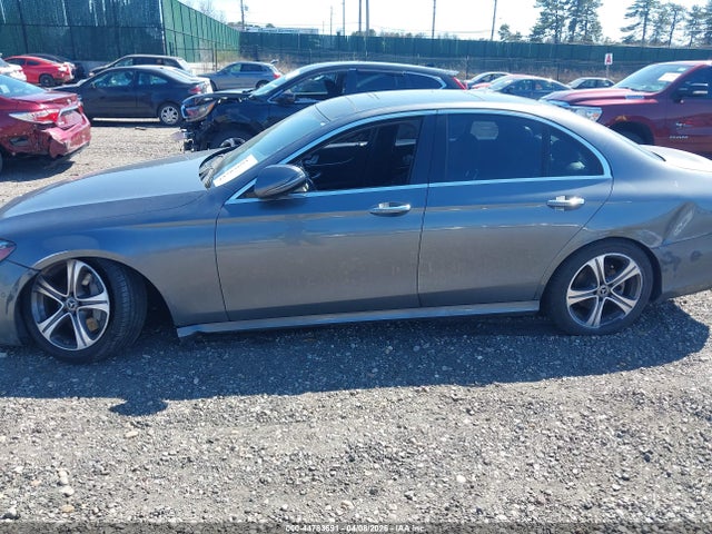 Mercedes-Benz E-Class 4matic