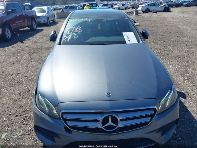Mercedes-Benz E-Class 4matic