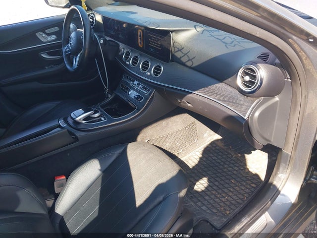 Mercedes-Benz E-Class 4matic