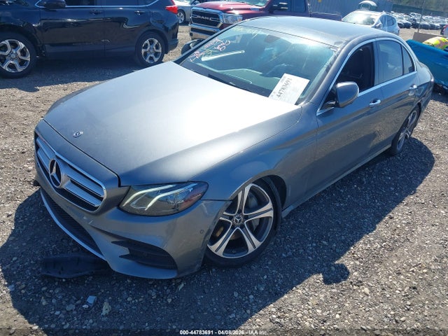 Mercedes-Benz E-Class 4matic