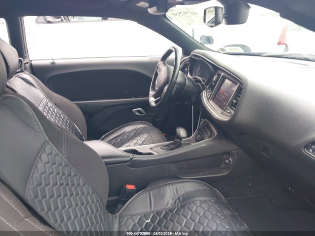 Dodge Challenger Sxt Awd