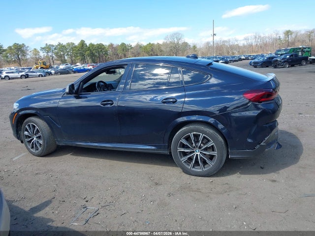 BMW X Series M50i