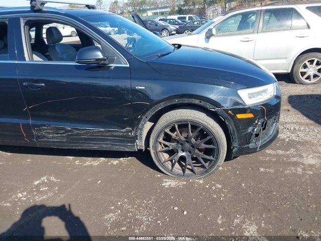 Audi Q3 2.0t Premium Plus