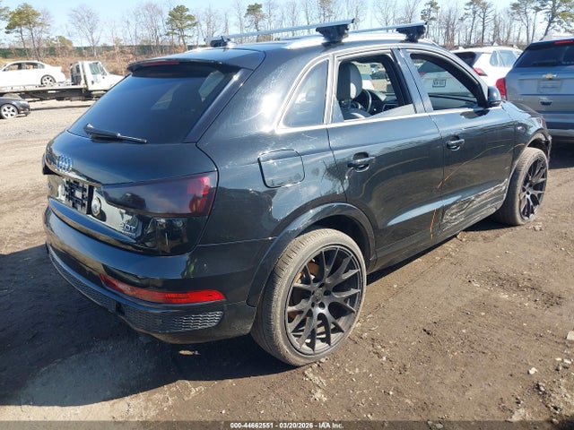 Audi Q3 2.0t Premium Plus