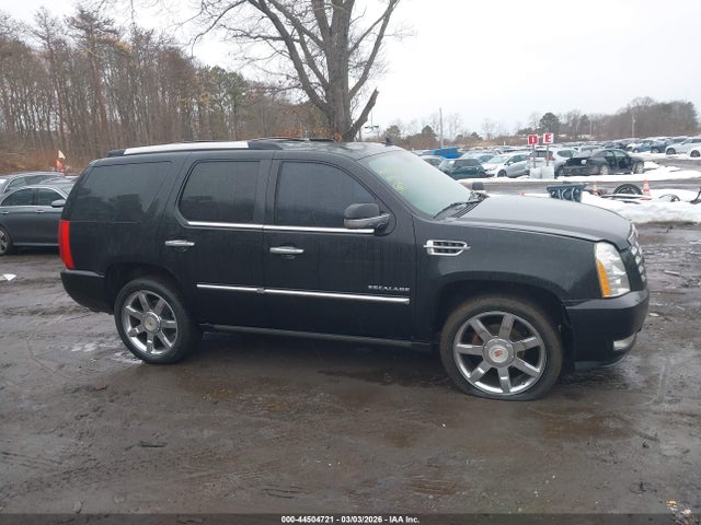 Cadillac Escalade Premium