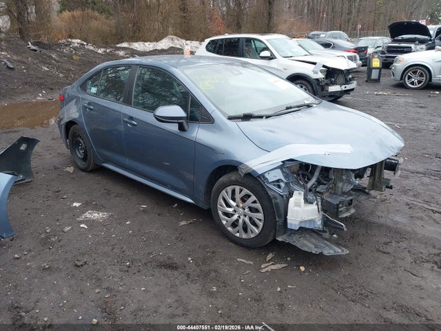 Salvage Toyota Corolla Image