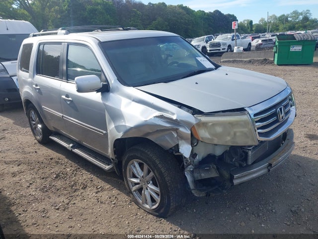 Salvage Honda Pilot Image