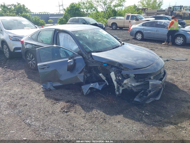 Salvage Honda Civic Image