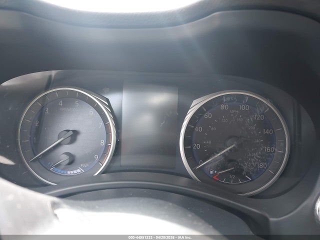 INFINITI Q50 Hybrid Premium