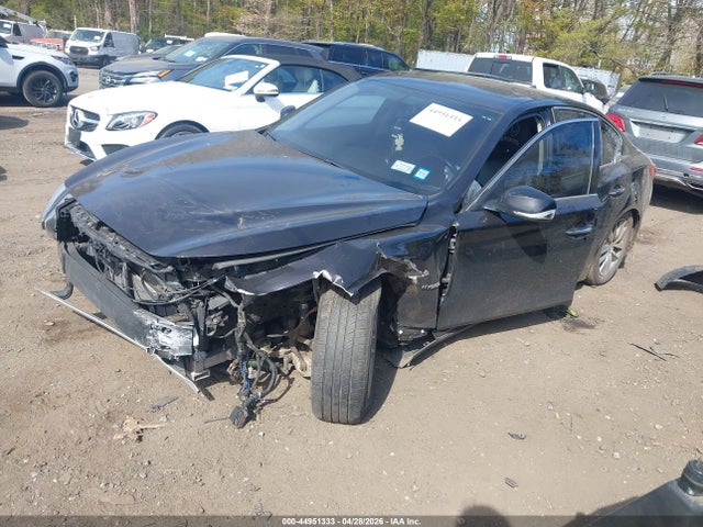 INFINITI Q50 Hybrid Premium