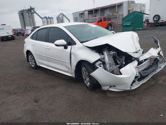 Salvage Toyota Corolla Image