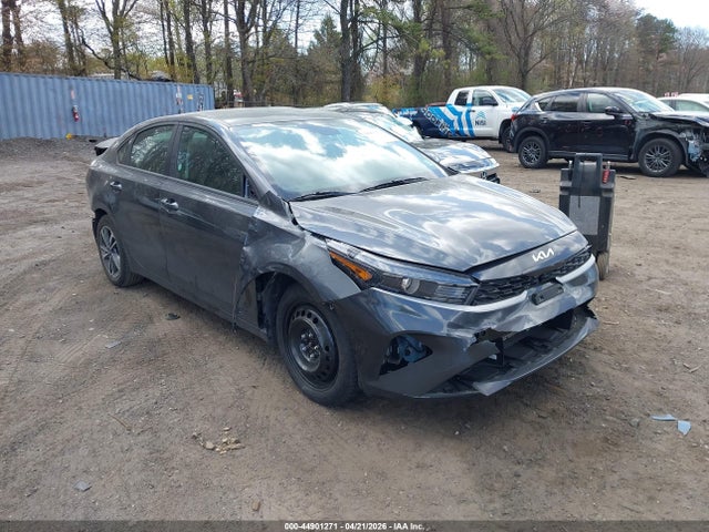 Salvage Kia Forte Image