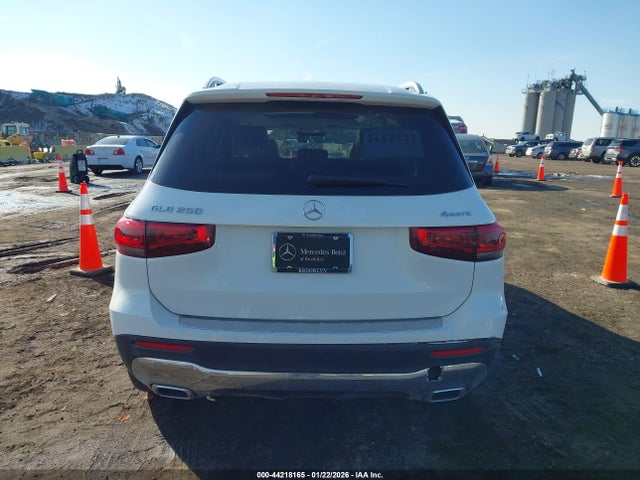 Mercedes-Benz GLB 4matic