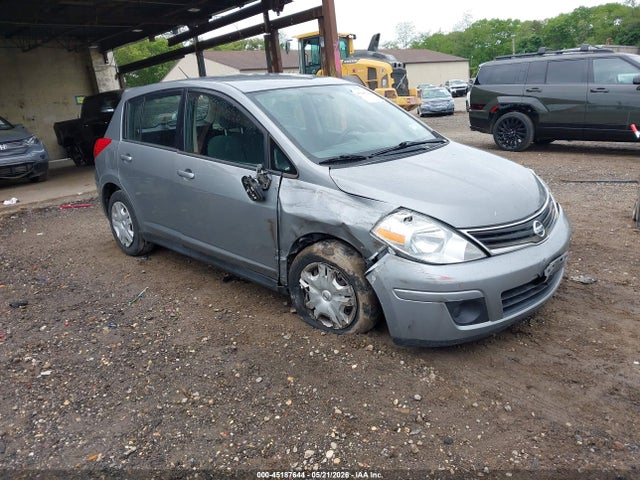Salvage Nissan Versa Image