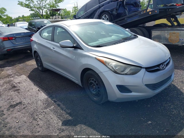 Salvage Hyundai ELANTRA Image